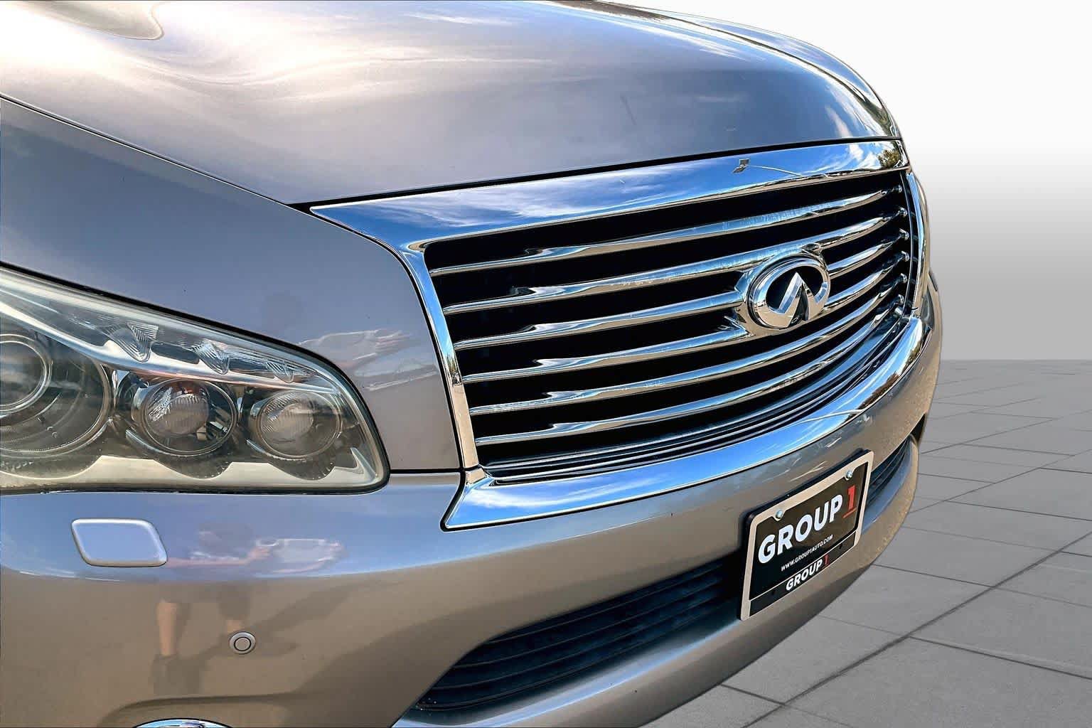 Used 2012 INFINITI QX56 4WD w/ Deluxe Touring Pkg image 29