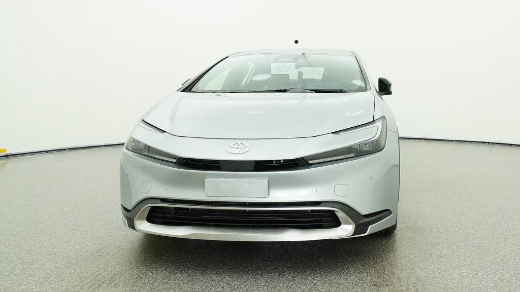 New 2026 Toyota Prius Plug-In Hybrid FWD image 10