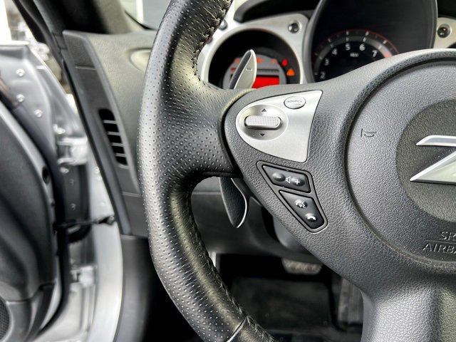 Used 2017 Nissan 370Z Roadster image 21