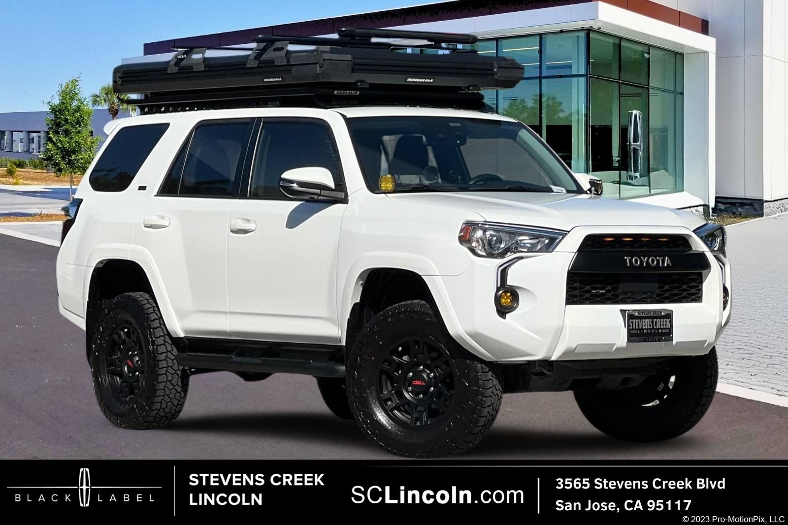 Used 2023 Toyota 4Runner SR5 Premium w/ Moonroof Package AWD/4WD image 1