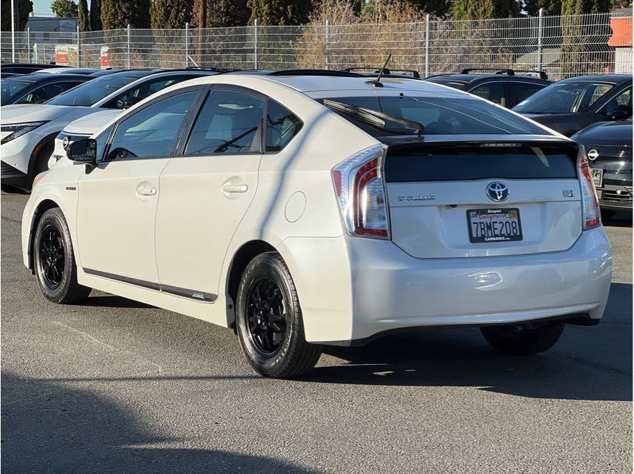 Used 2013 Toyota Prius Four FWD image 6
