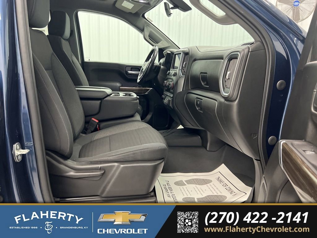 Used 2021 Chevrolet Silverado 1500 LT w/ Convenience Package II image 15