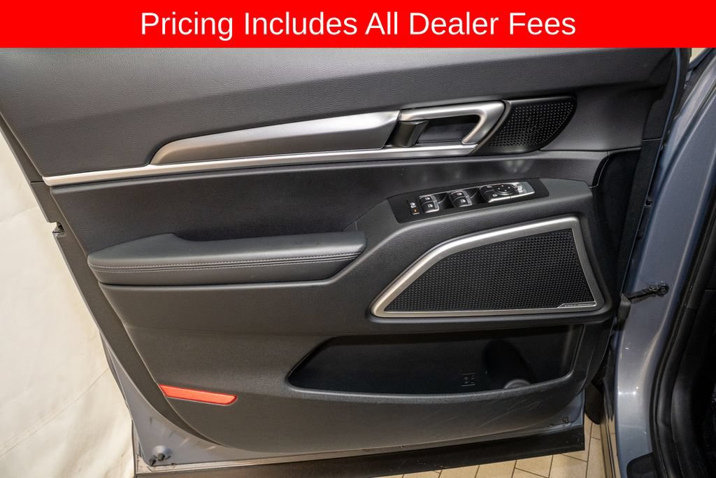 Used 2022 Kia Telluride S FWD image 13