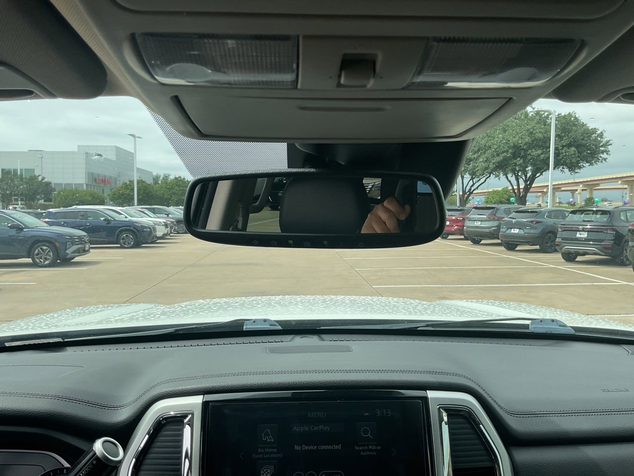 Used 2020 Nissan Titan SL w/ Moonroof Package RWD image 18