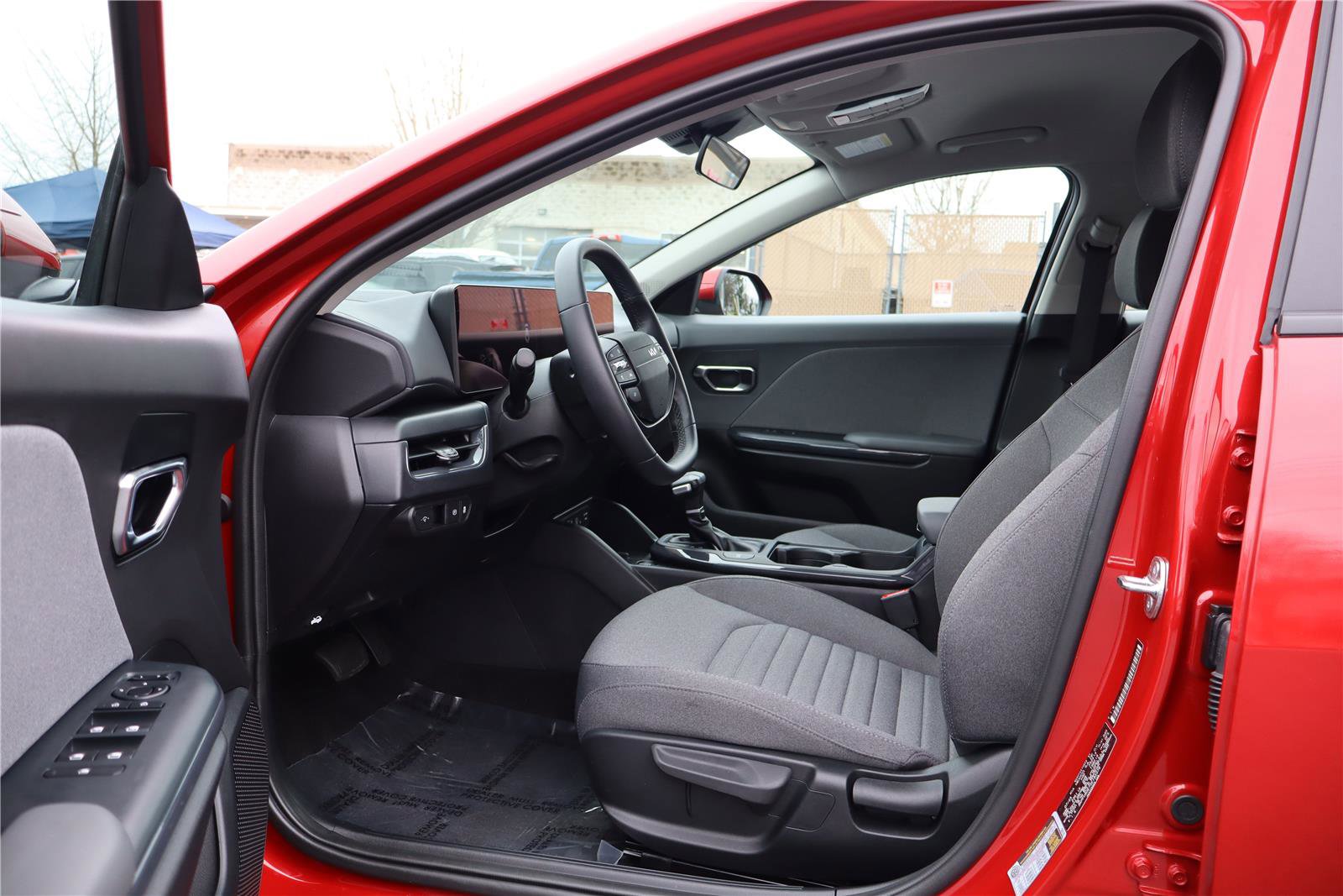 Certified 2025 Kia K4 EX image 12