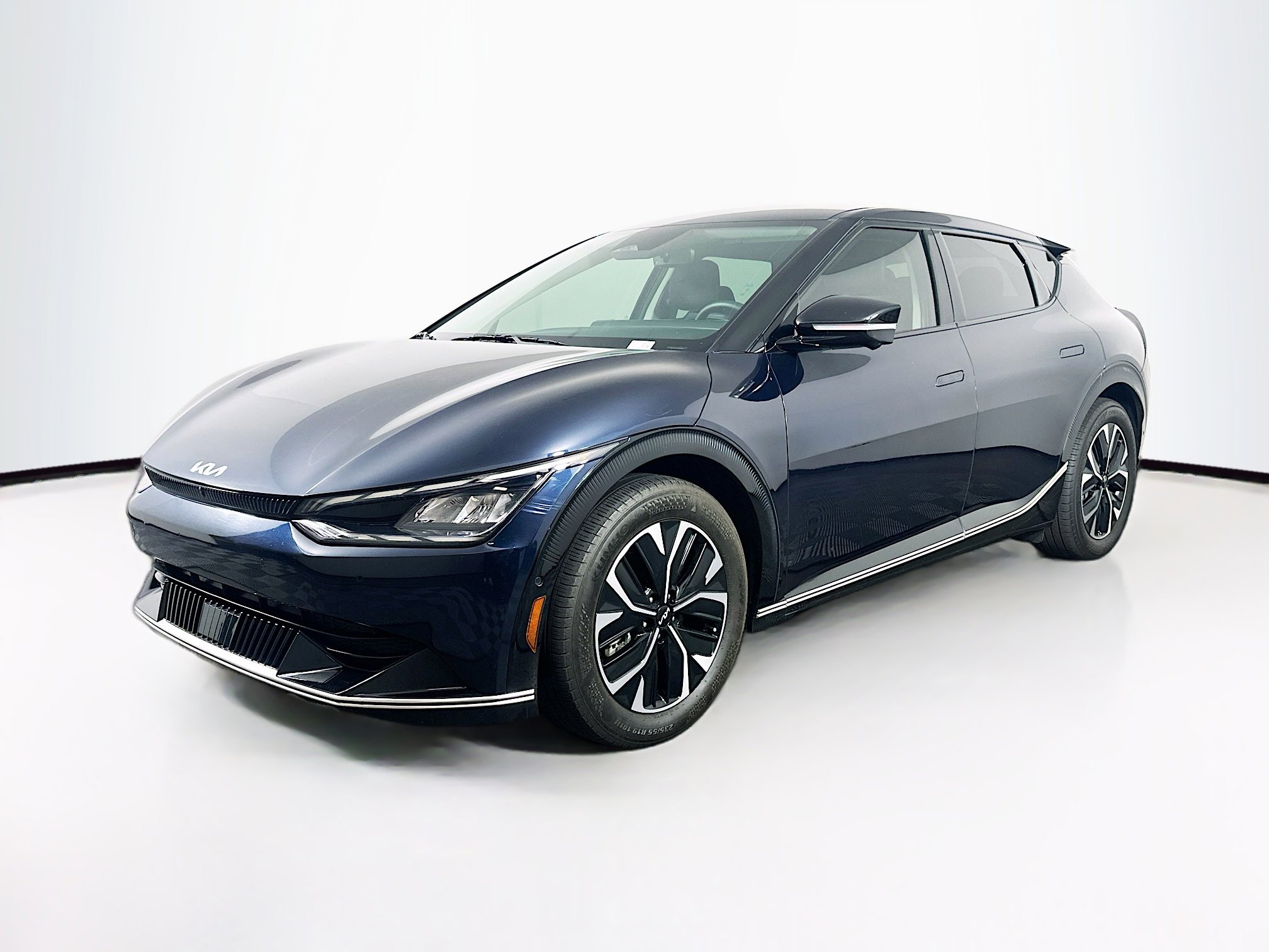 Used 2023 Kia EV6 Wind w/ Wind Technology Package AWD/4WD image 3