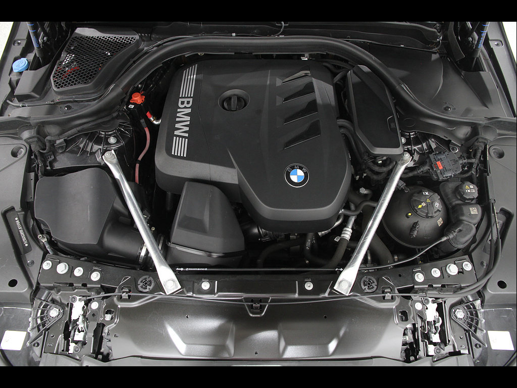Certified 2024 BMW 530i xDrive w/ M Sport Package AWD/4WD image 19