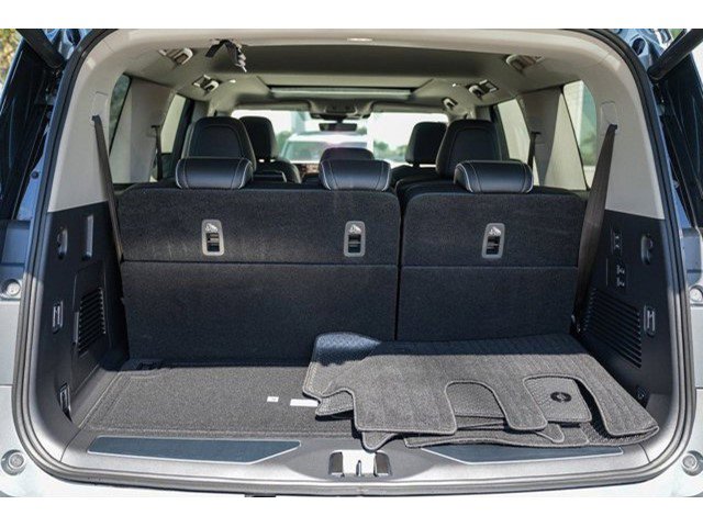 New 2026 INFINITI QX80 Luxe w/ Cargo Package RWD image 26