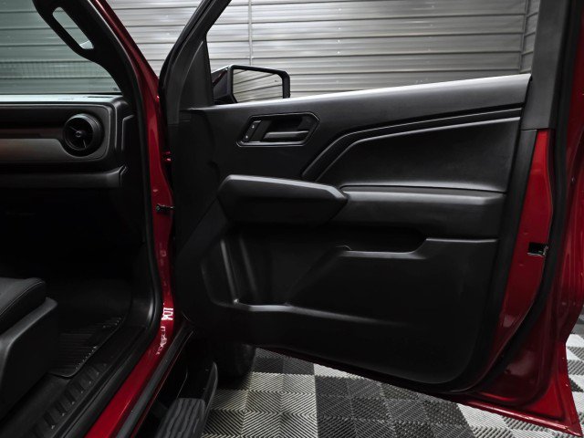 Used 2023 Chevrolet Colorado Trail Boss w/ Technology Package AWD/4WD image 33
