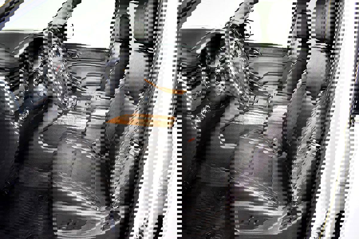 Used 2016 Chevrolet Suburban LTZ image 20