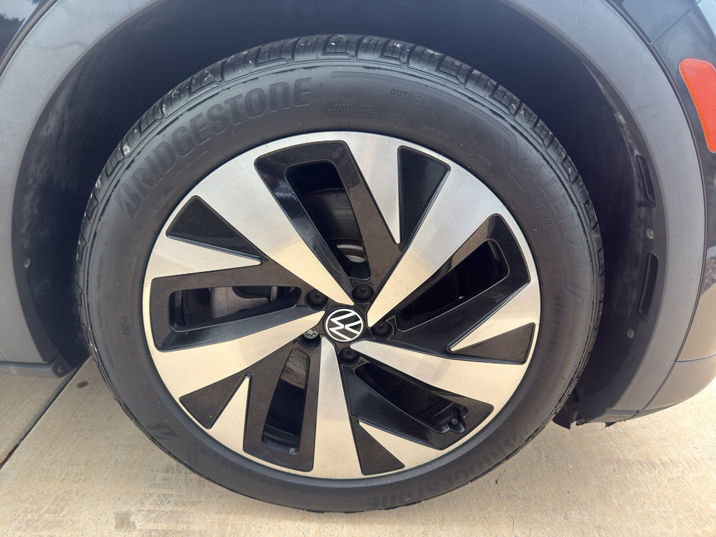 Used 2021 Volkswagen ID.4 Pro S w/ Gradient Package image 17