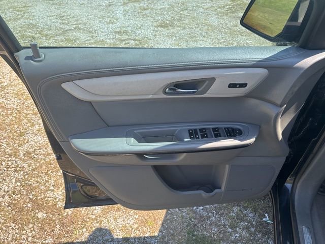 Used 2015 Chevrolet Traverse LTZ AWD/4WD image 14