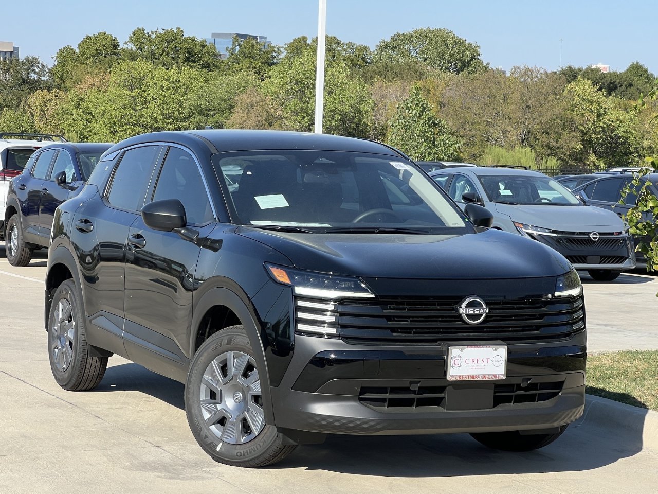 New 2027 Nissan Kicks S