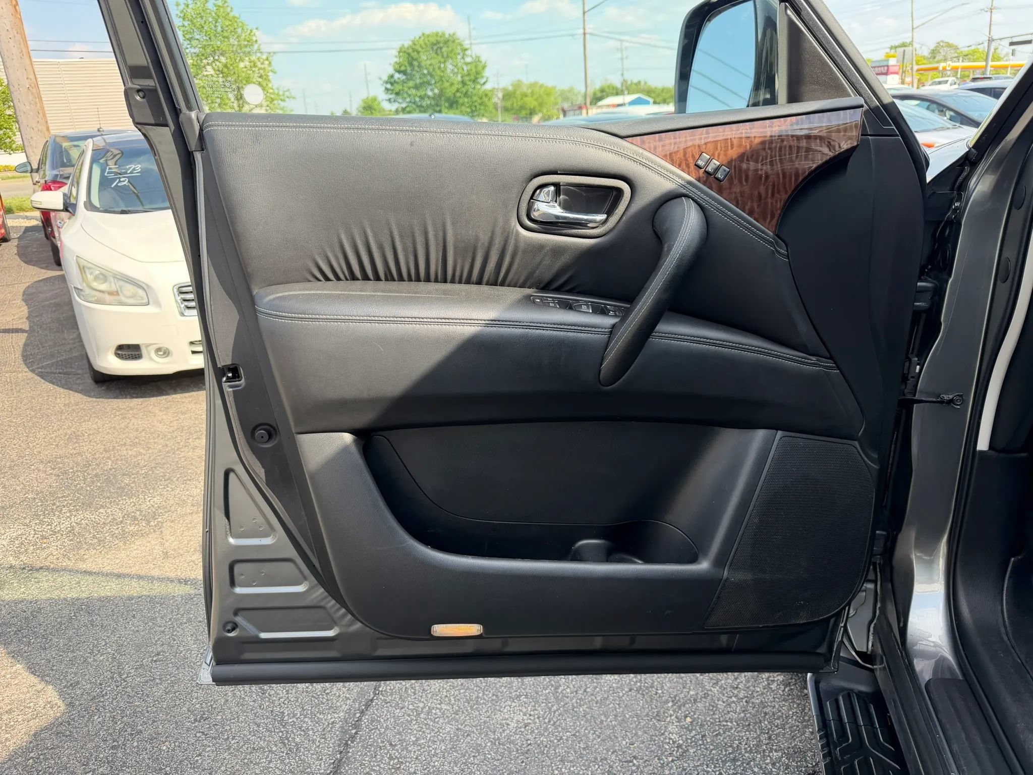 Used 2018 Nissan Armada SL w/ Moonroof Package AWD/4WD image 17