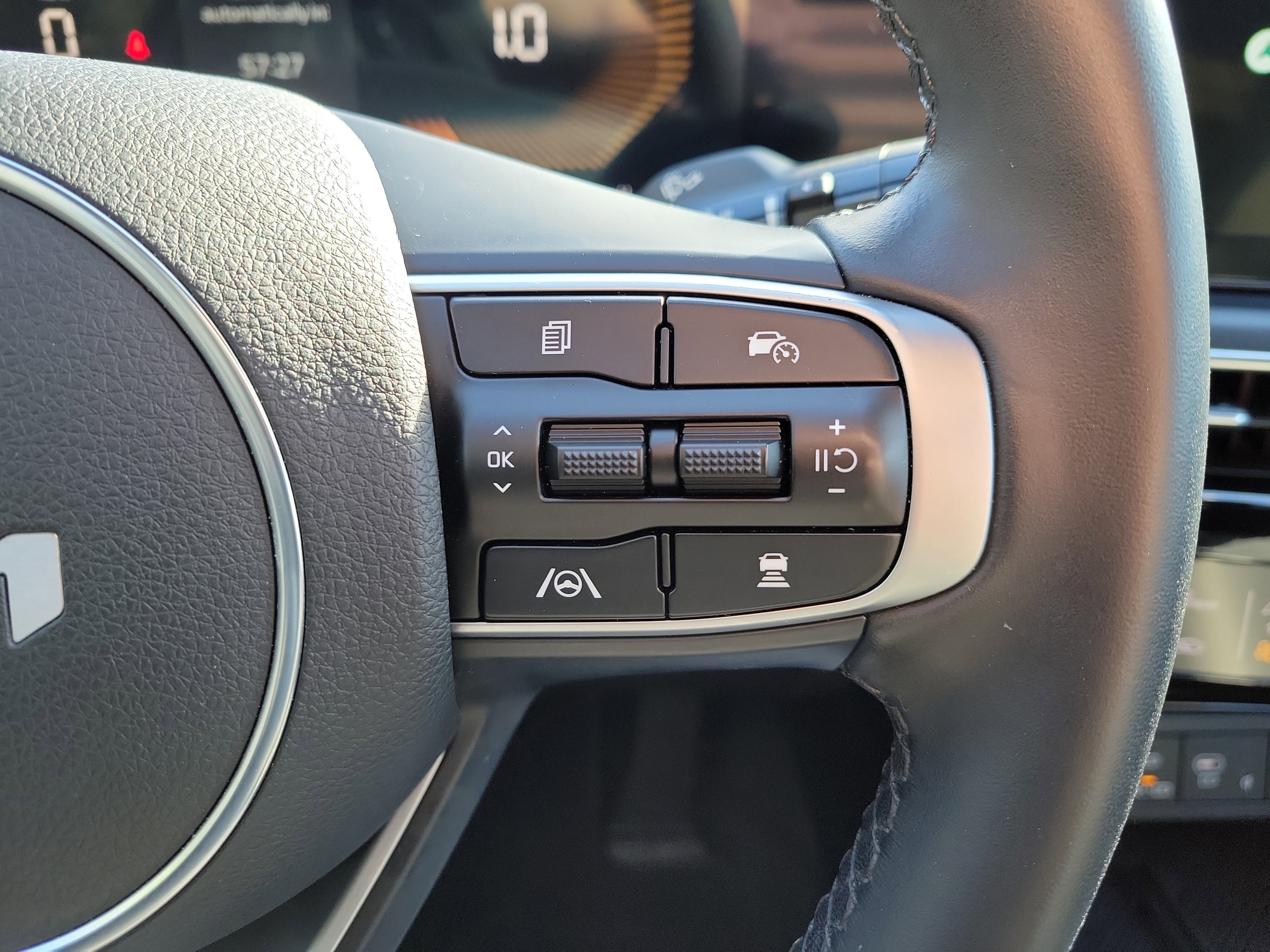 Certified 2025 Kia K5 GT-Line image 27