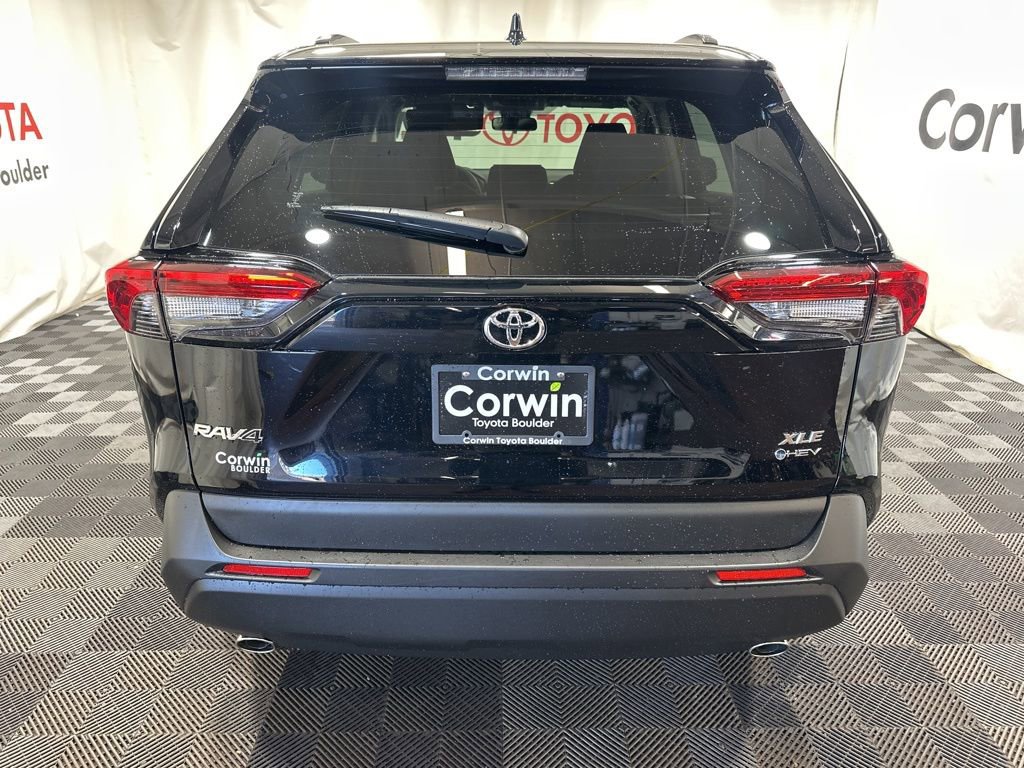 Used 2025 Toyota RAV4 XLE image 6