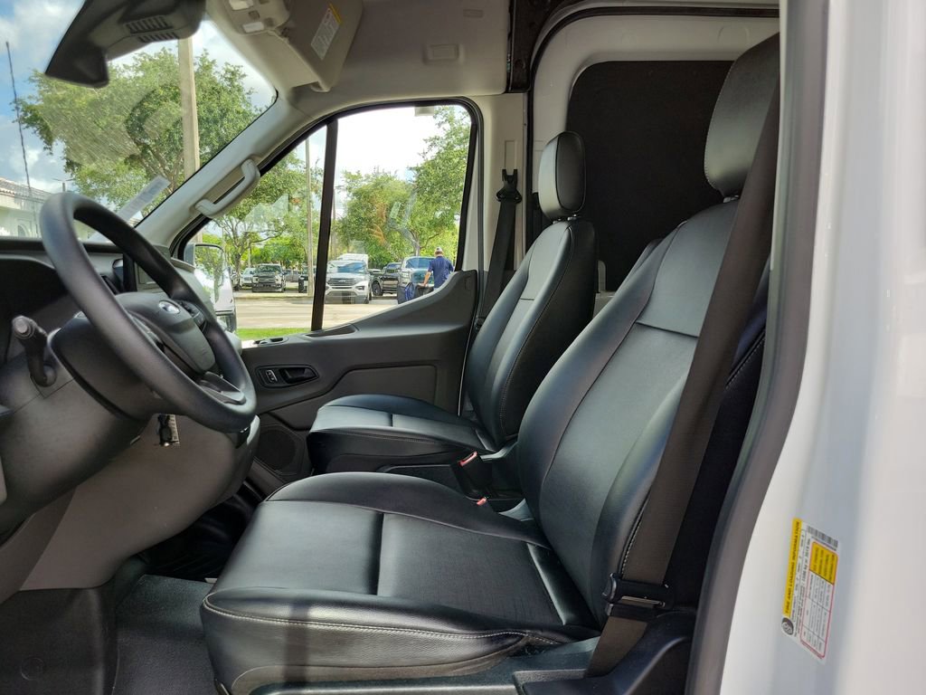 Used 2023 Ford Transit 250 Medium Roof AWD w/ Load Area Protection Package image 10