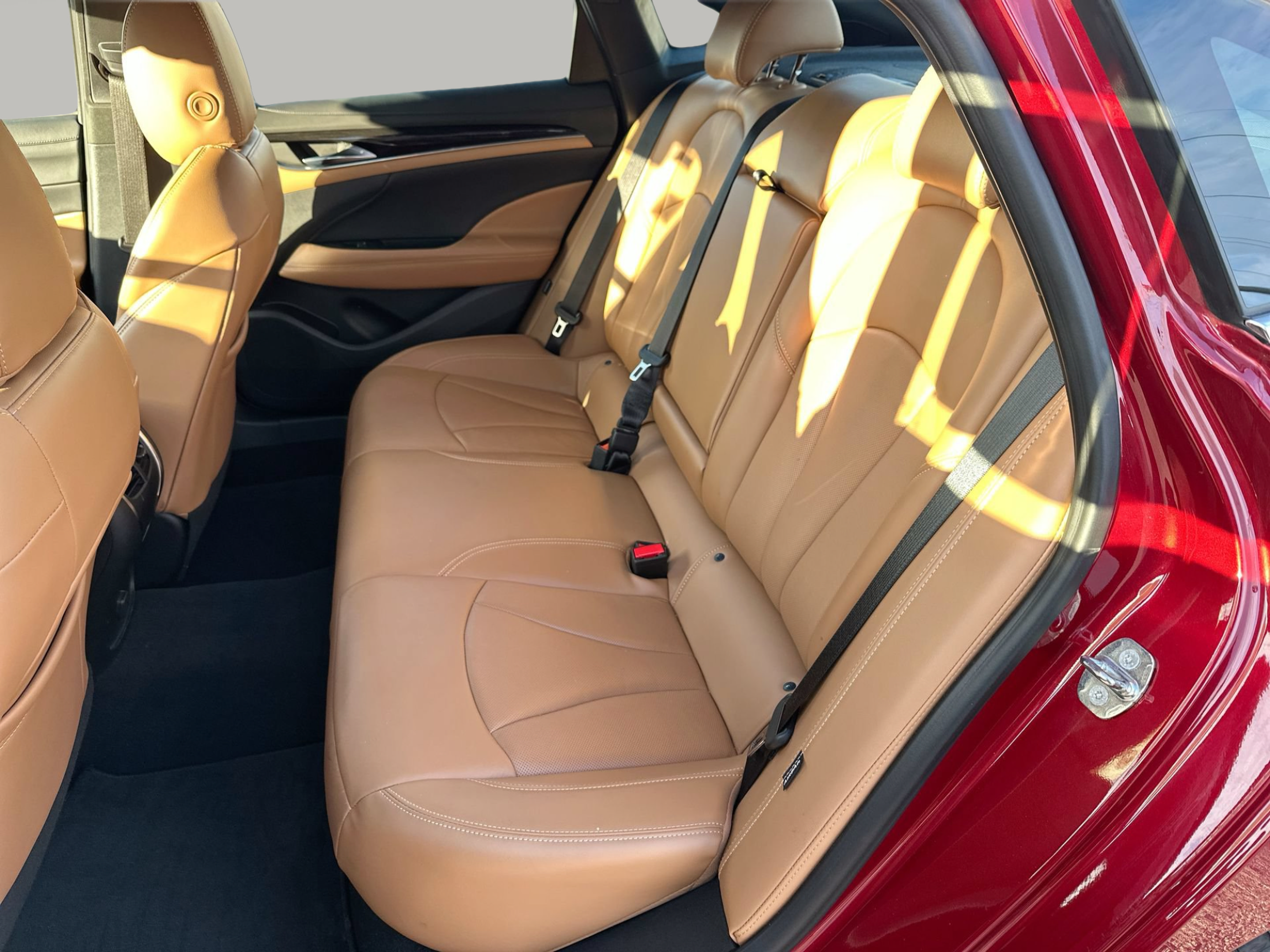 Used 2019 Buick LaCrosse Essence w/ Sun and Shade Package FWD image 24