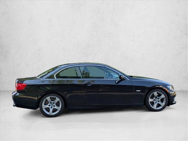 Used 2013 BMW 335i Convertible RWD video 4