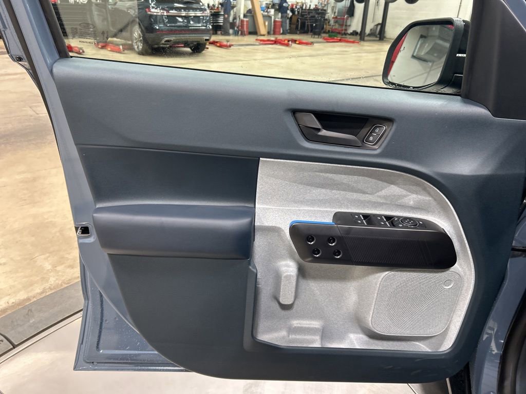 New 2025 Ford Maverick XLT w/ XLT Luxury Package image 10