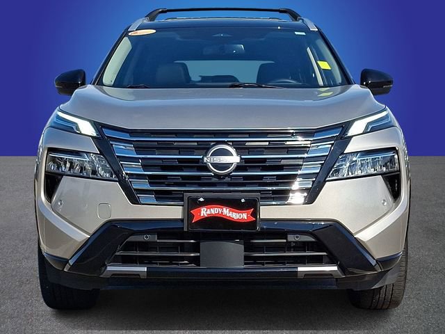 Used 2025 Nissan Rogue Platinum w/ Platinum Premium Package image 2