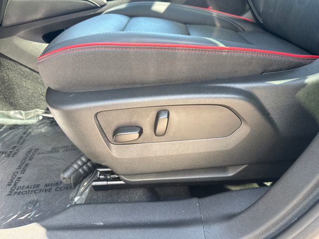 Used 2023 Buick Envision Essence w/ Sport Touring Package AWD/4WD image 30