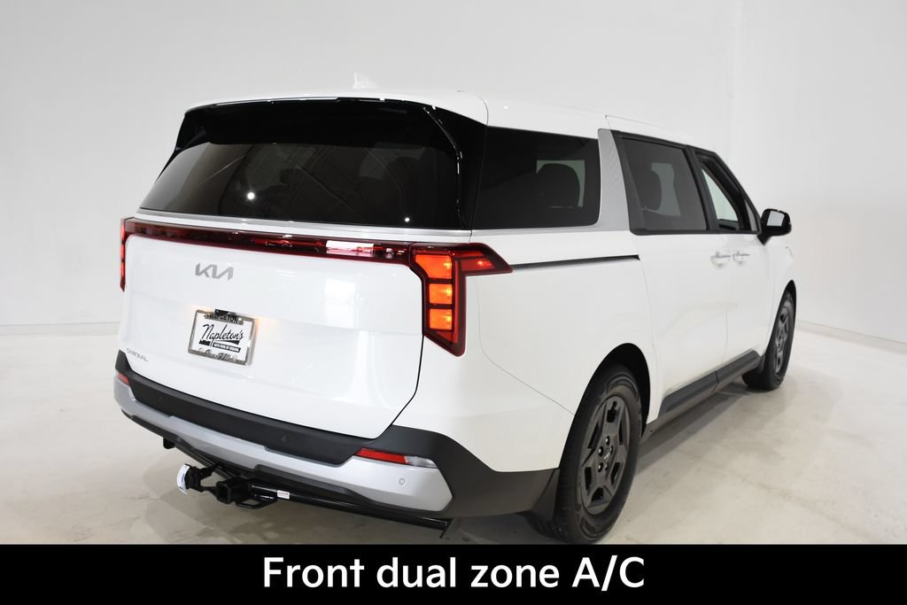 New 2027 Kia Carnival FWD image 4