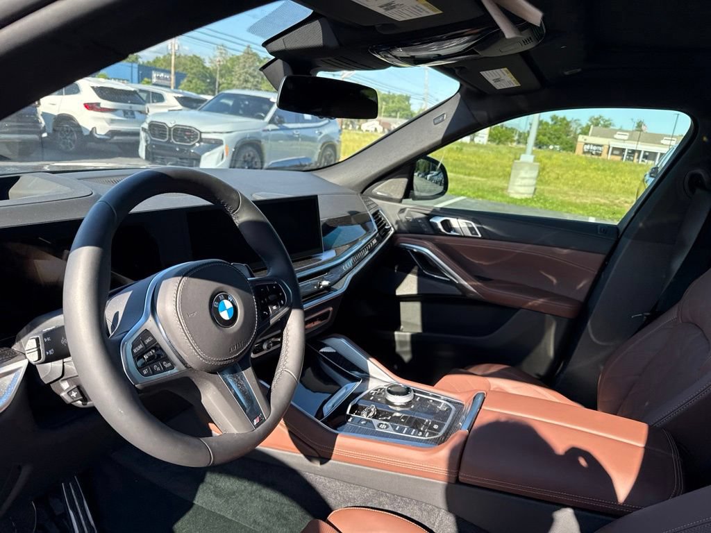 Used 2026 BMW X6 xDrive40i w/ Executive Package AWD/4WD image 12
