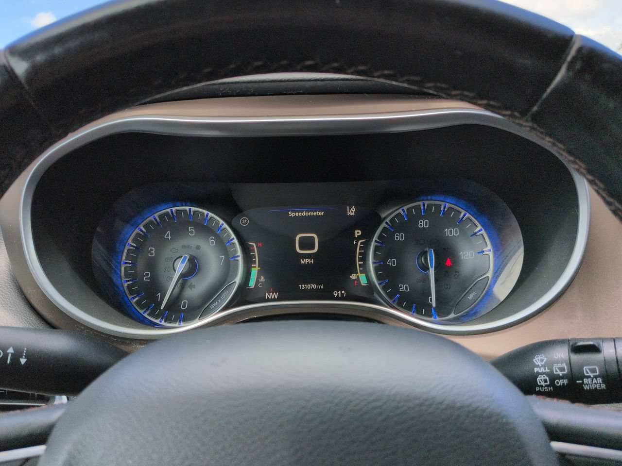 Used 2019 Chrysler Pacifica Touring-L Plus w/ Advanced Safetytec Group FWD image 28
