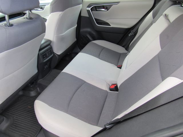 Used 2024 Toyota RAV4 XLE image 15