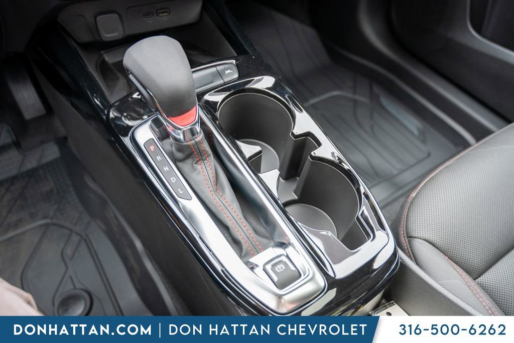 New 2026 Chevrolet Trax RS w/ Sunroof Package FWD image 12