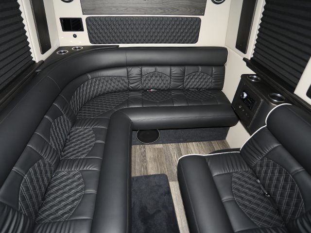 Used 2023 Mercedes-Benz Sprinter 3500 image 29