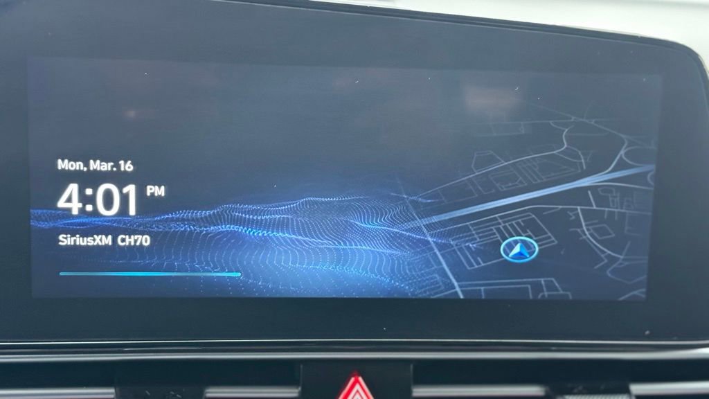 Certified 2024 Hyundai Elantra SEL image 11