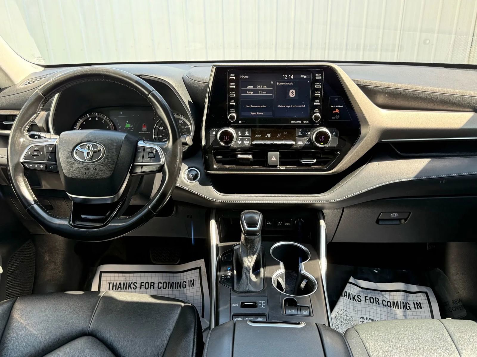 Used 2021 Toyota Highlander XLE AWD/4WD image 26