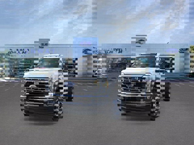 New 2026 Ford F450 4x4 Regular Cab Super Duty image 2