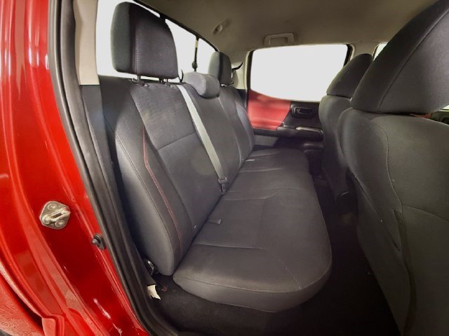 Used 2019 Toyota Tacoma SR5 RWD image 25