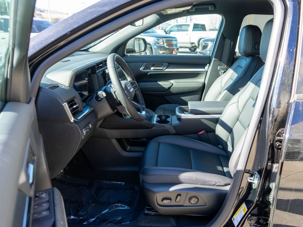 New 2026 GMC Terrain Elevation w/ Elevation Premium Package AWD/4WD image 11