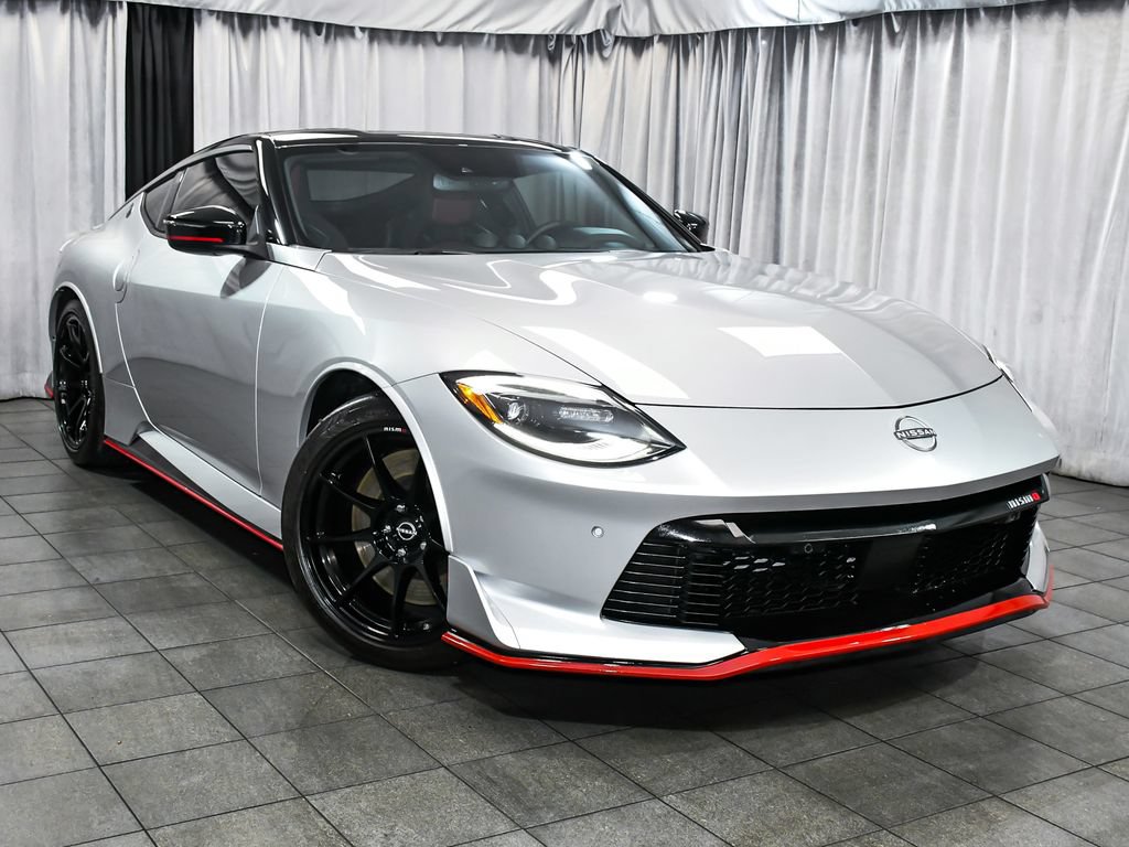 Used 2024 Nissan Z NISMO w/ Floor Mat Package RWD image 3