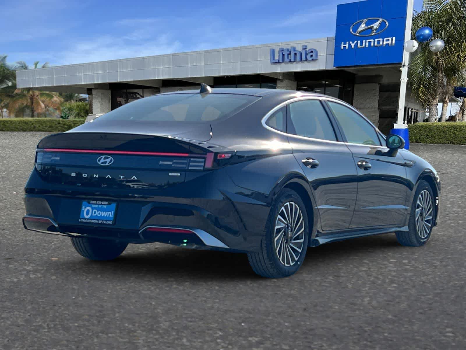 New 2026 Hyundai Sonata Limited FWD image 2