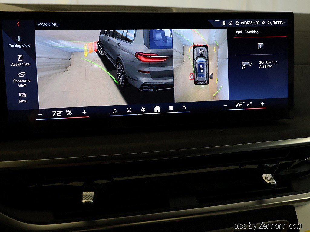 Used 2027 BMW X7 M60i AWD/4WD image 24
