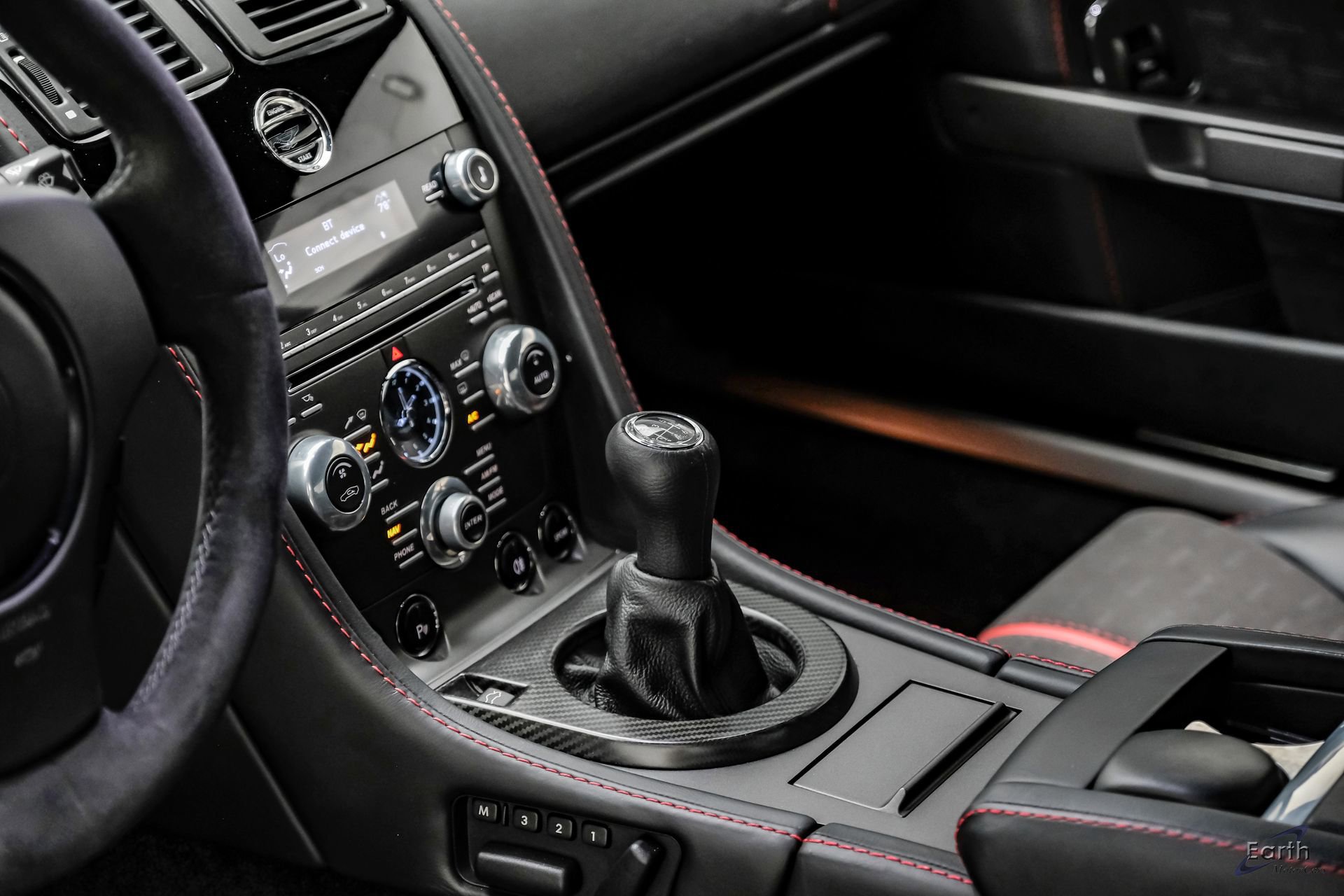 Used 2015 Aston Martin V8 Vantage GT RWD image 59