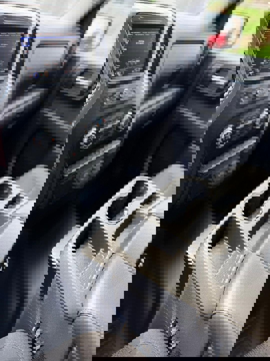 Used 2020 GMC Sierra 1500 4x4 Crew Cab w/ Sierra Value Package image 15