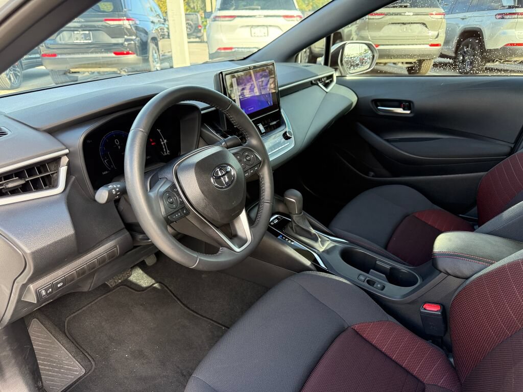 Used 2026 Toyota Corolla SE FWD image 21