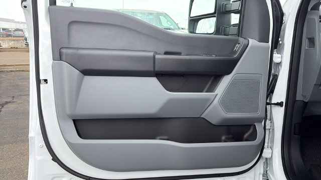 New 2026 Ford F350 XL w/ XL Chrome Package AWD/4WD image 12