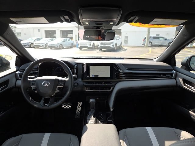 Used 2026 Toyota Camry SE FWD image 22