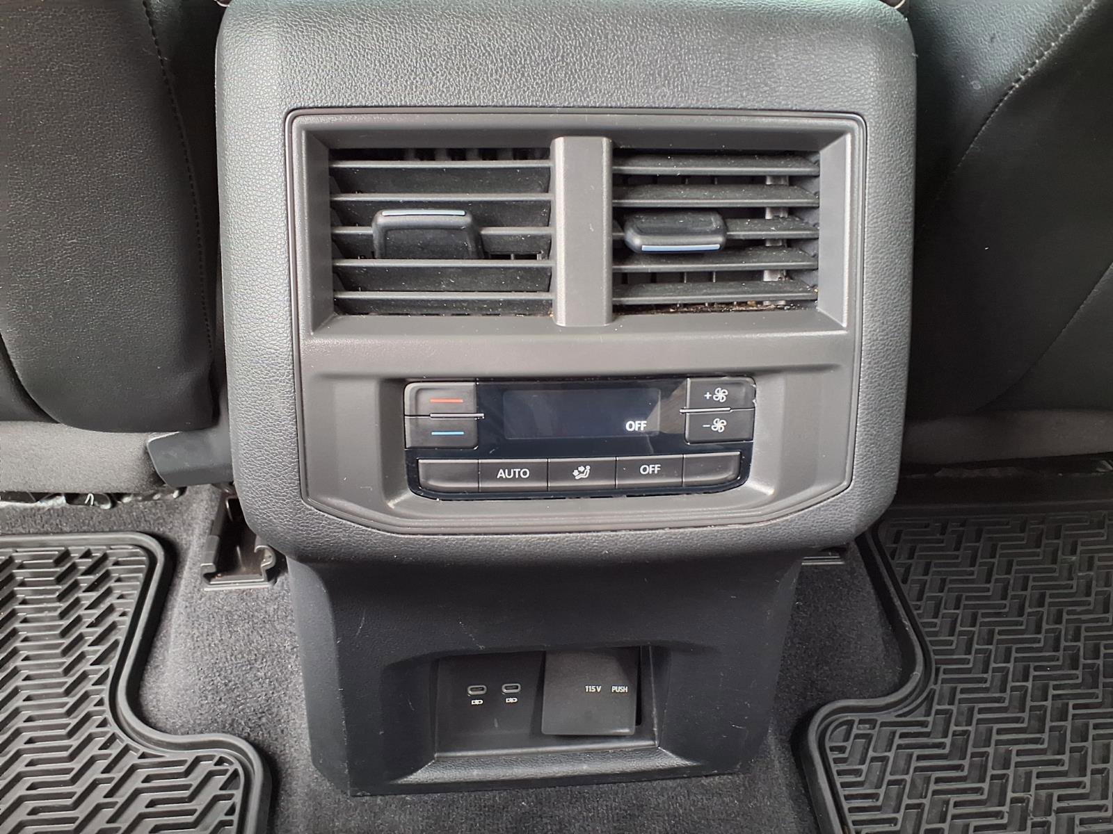 Used 2023 Volkswagen Atlas SEL R-Line image 18