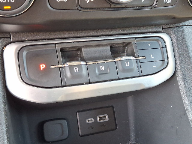 Used 2023 GMC Acadia SLE w/ Driver Convenience Package FWD image 21