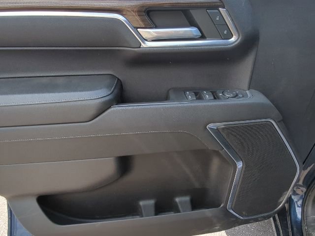 Used 2022 Chevrolet Silverado 1500 LT AWD/4WD image 11