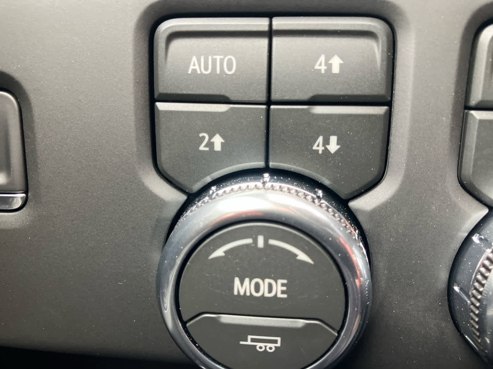 New 2026 GMC Sierra 2500 AT4 w/ AT4 Premium Plus Package image 16