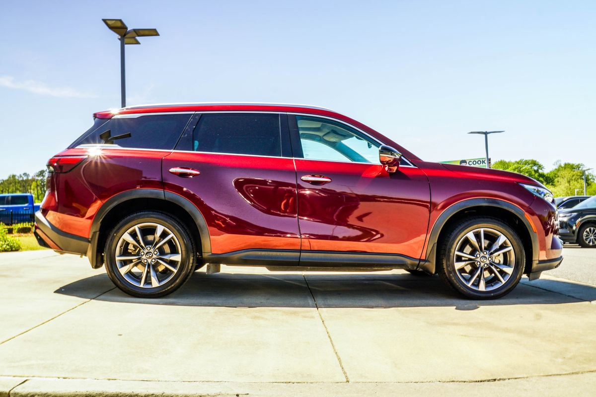 Used 2023 INFINITI QX60 Luxe w/ Performance Audio Package image 6